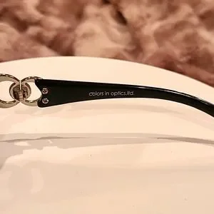 Halston Sunglasses, NWOT Halston Polarized Stainless Steel Aviator Sunglasses main image 4